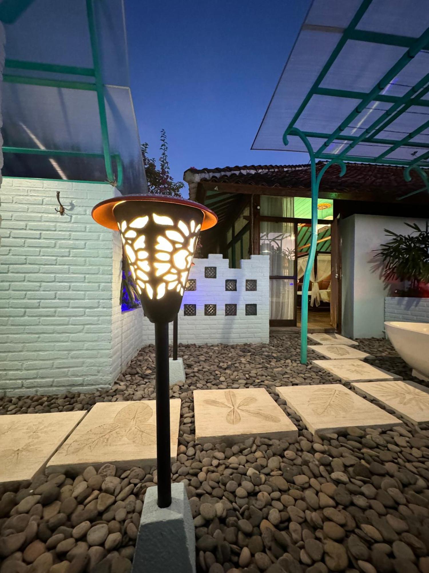 Bebek Cottages Sanur Exterior photo