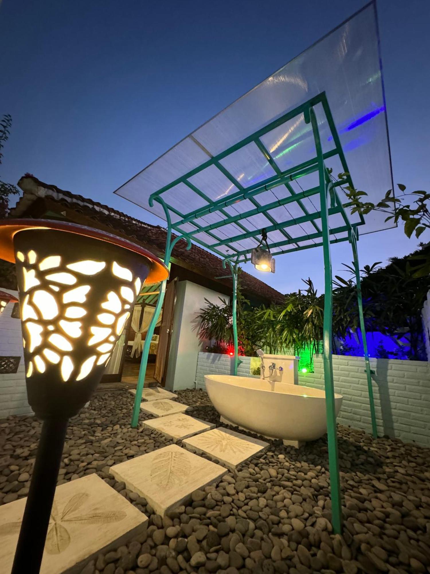 Bebek Cottages Sanur Exterior photo